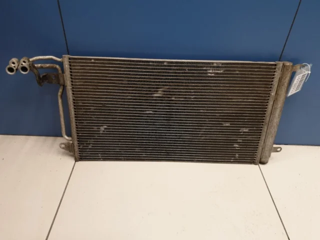 Радиатор кондиционера для Skoda Rapid II 2020+ на фотографиях