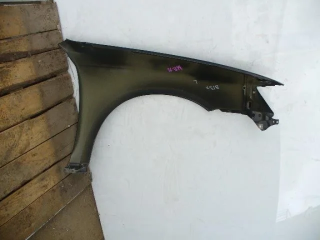 Крыло левое для Subaru Legacy BL/B13 2003-2009 на фотографиях