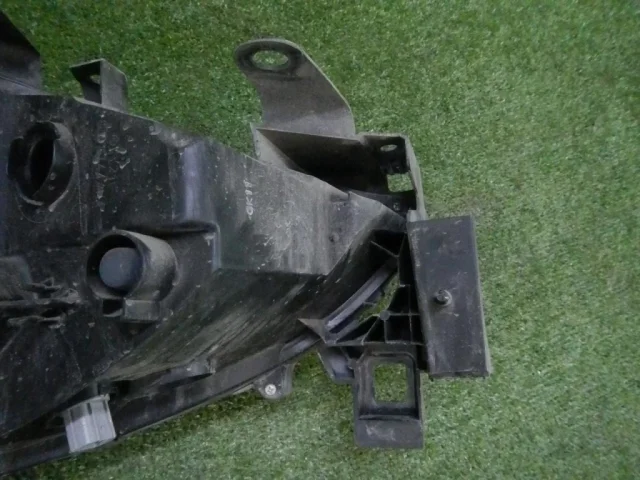 Фара ксенон левая для Mazda CX 5 KF 2017 на фотографиях