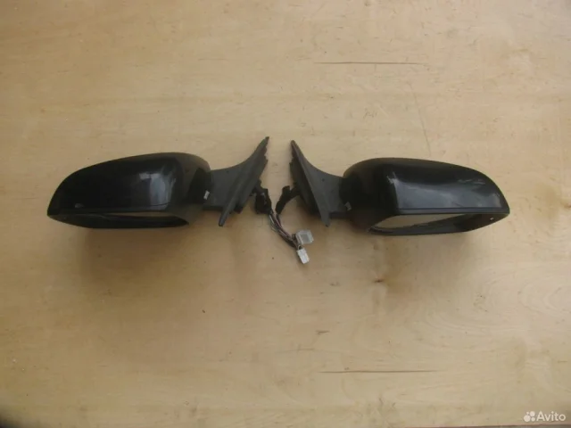 Зеркала для Subaru Legacy Универсал BP/B13 2003-2009 на фотографиях