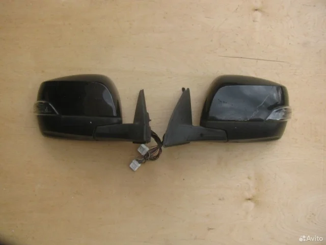 Зеркала для Subaru Legacy Универсал BP/B13 2003-2009 на фотографиях