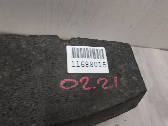 Усилитель переднего бампера для Skoda Rapid I rest NH3 2017-2020 на фотографиях