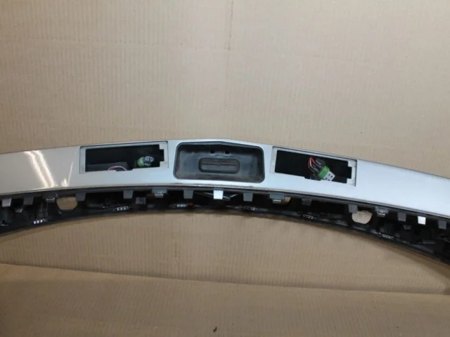 Двери для Opel Insignia Универсал A 2008-2017 на фотографиях