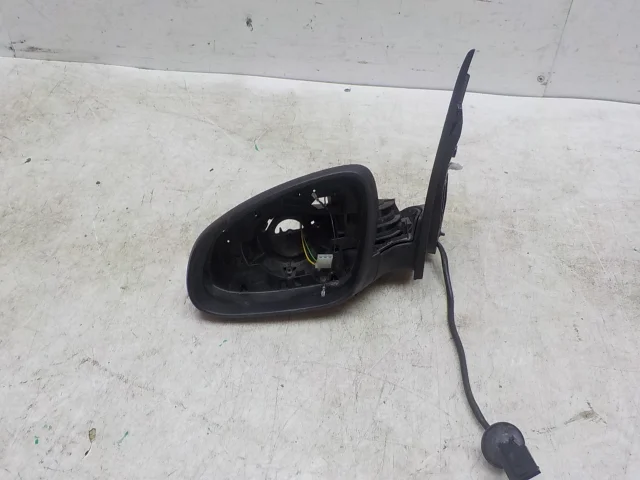 Зеркала для Opel Zafira C 2011-2015 на фотографиях