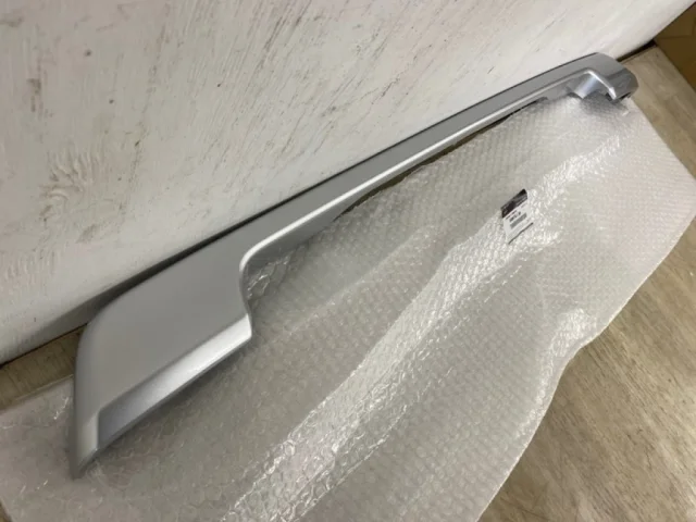 Усилитель переднего бампера для Mitsubishi Pajero Sport KH0 rest 2013-2017 на фотографиях