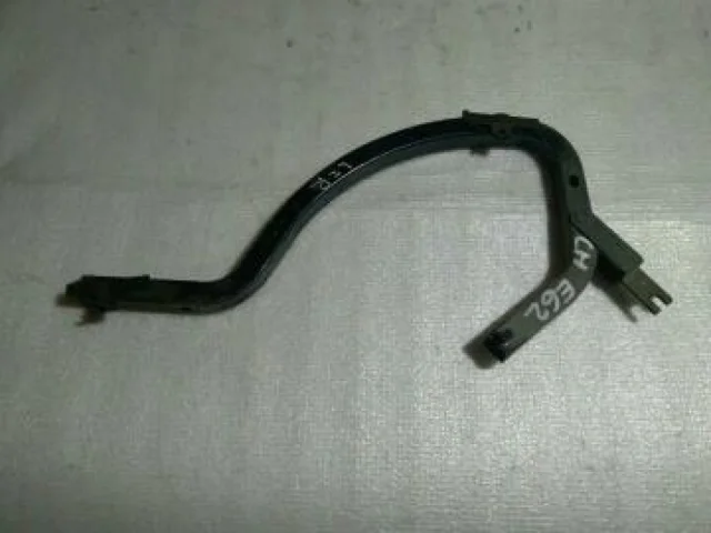 Петля багажника левая для Toyota Corolla E140/E150 Седан 2006-2013 на фотографиях