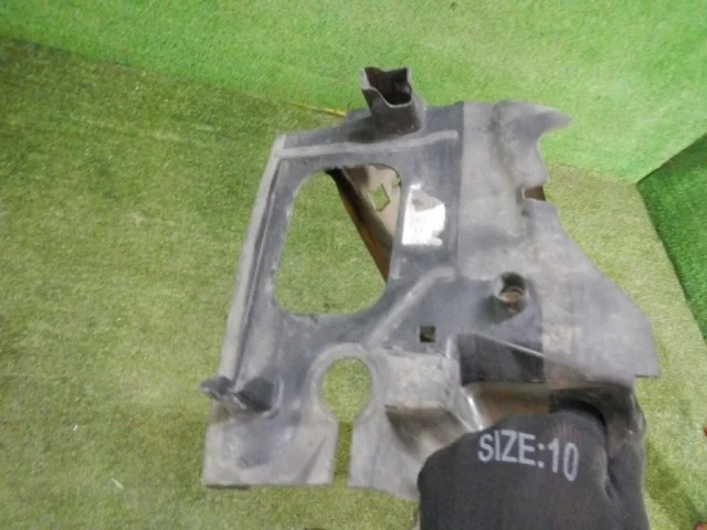 Воздуховод радиатора левый верхний для BMW 3er F30 2011-2019 на фотографиях