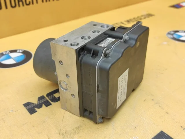 Блок ABS для BMW 5er Е60 2003-2010 на фотографиях