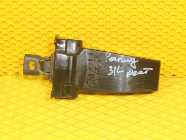 Ограничитель двери передней левой для Skoda Rapid II 2020+ на фотографиях