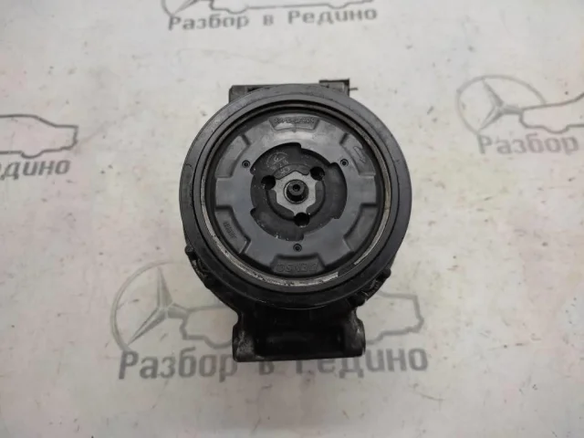 Компрессор кондиционера для Mercedes-Benz GL class X164 2006-2012 на фотографиях