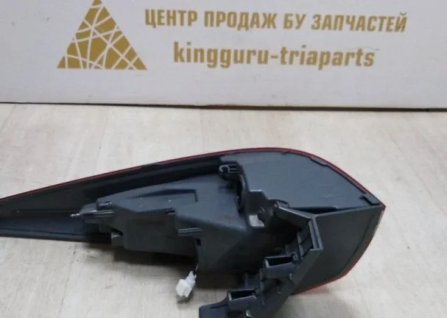 Фонарь левый для Hyundai i40 1 Седан 2011-2015 на фотографиях