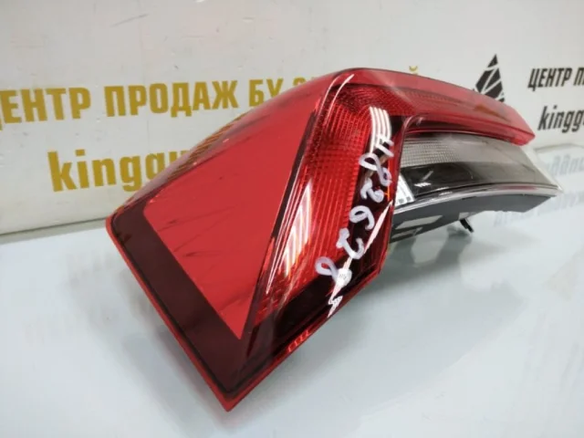 Фонарь левый для Skoda Rapid II 2020+ на фотографиях