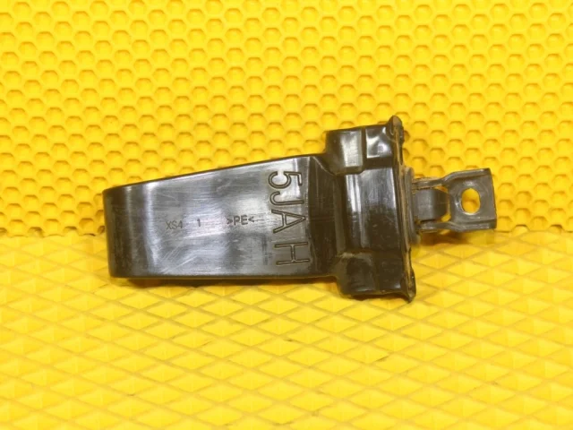 Ограничитель двери передней левой для Skoda Rapid II 2020+ на фотографиях