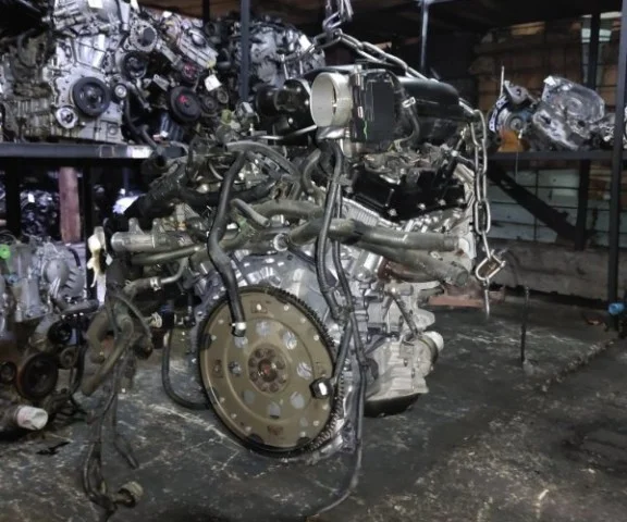 Двигатель без навесного для Nissan Pathfinder R52 2013-2017 на фотографиях