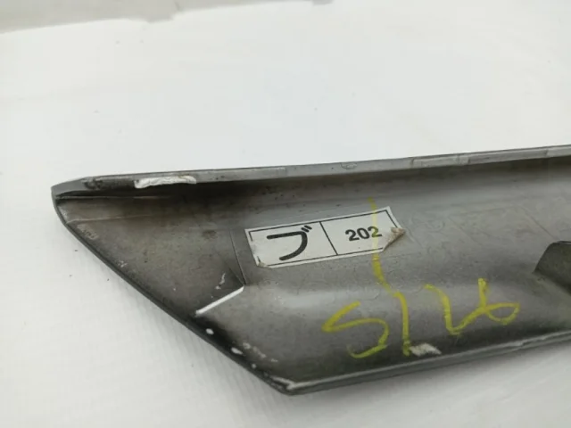 Двери для Toyota Alphard H20 2008-2015 на фотографиях