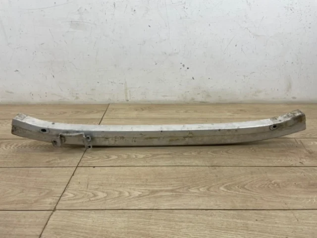 Усилитель бампера передний верхний для Audi Q7 4L 2005-2015 на фотографиях