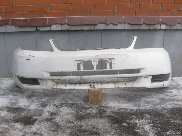 Бампер для Toyota Corolla E110 Седан 1997-2002 на фотографиях