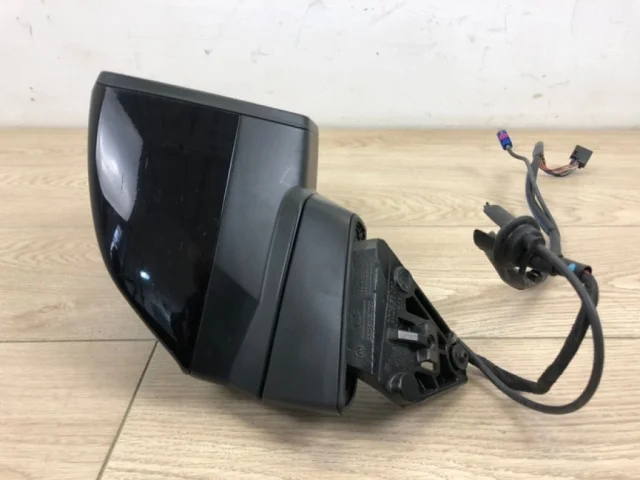 Зеркало боковое правое для Audi Q7 4M 2015+ на фотографиях