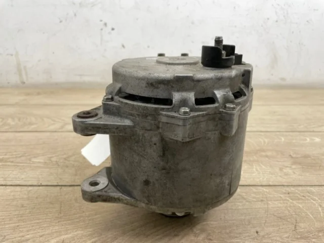 Генератор для Audi Q7 4L 2005-2015 на фотографиях