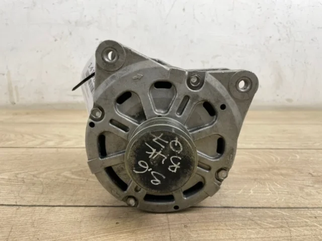 Генератор для Audi Q7 4L 2005-2015 на фотографиях