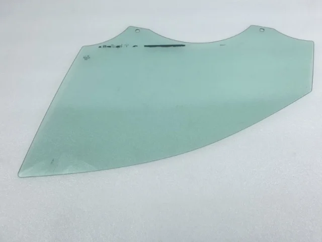 Стекла и зеркала для Audi A8 D4 2009-2017 на фотографиях