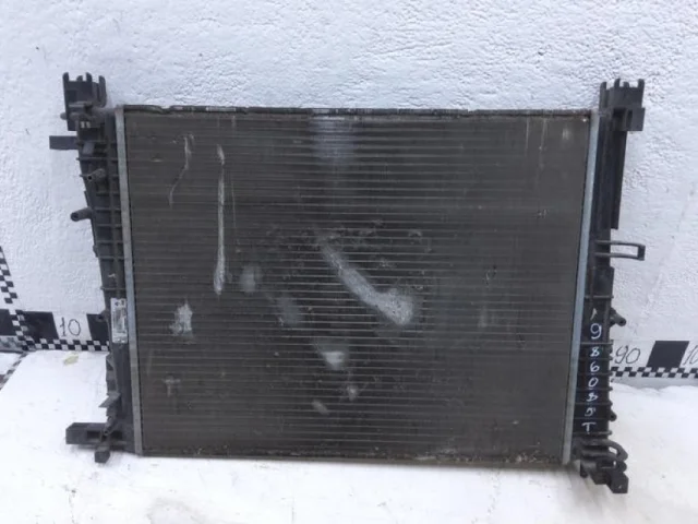 Радиатор охлаждения ДВС для Renault Sandero BS 2007-2014 на фотографиях