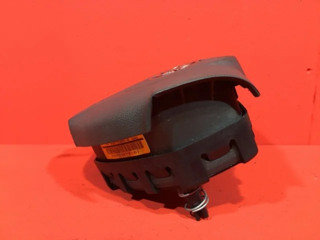 Подушка безопасности водителя для Opel Astra J Седан 2011-2017 на фотографиях