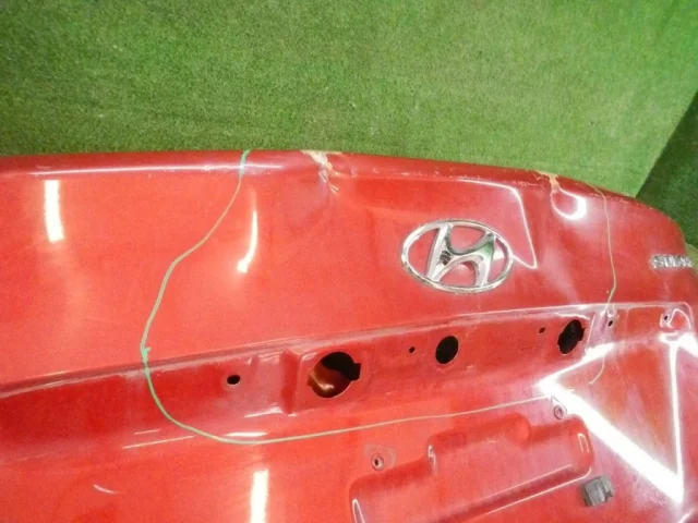 Дверь багажника для Hyundai Solaris 1 рестайлинг 2014-2017 на фотографиях