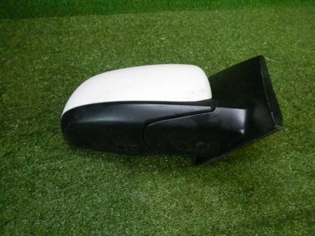 Стекла и зеркала для Kia Picanto JA 2017-2023 на фотографиях