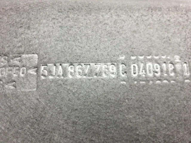 Полка багажника для Skoda Rapid I rest NH3 2017-2020 на фотографиях