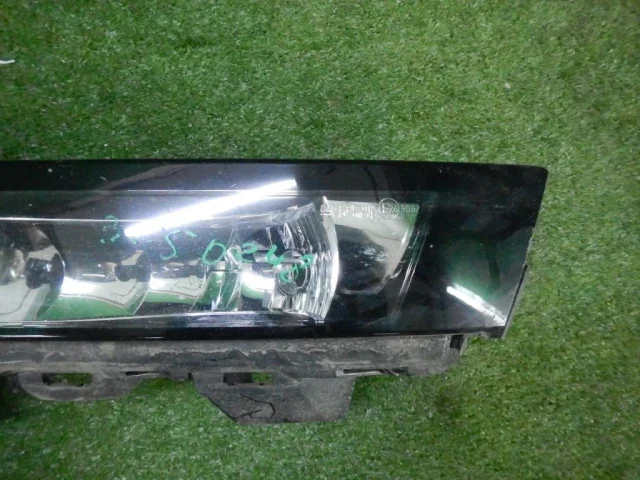 Противотуманка (ПТФ) передняя левая для Skoda Rapid I rest NH3 2017-2020 на фотографиях