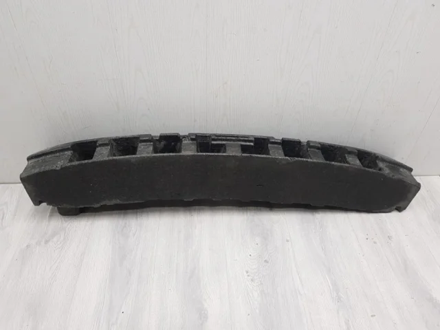 Усилитель переднего бампера для Skoda Rapid I rest NH3 2017-2020 на фотографиях