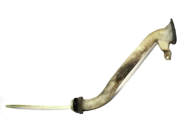 Горловина бачка стеклоомывателя для Nissan Tiida C11 Хэтчбек 2007-2014 на фотографиях