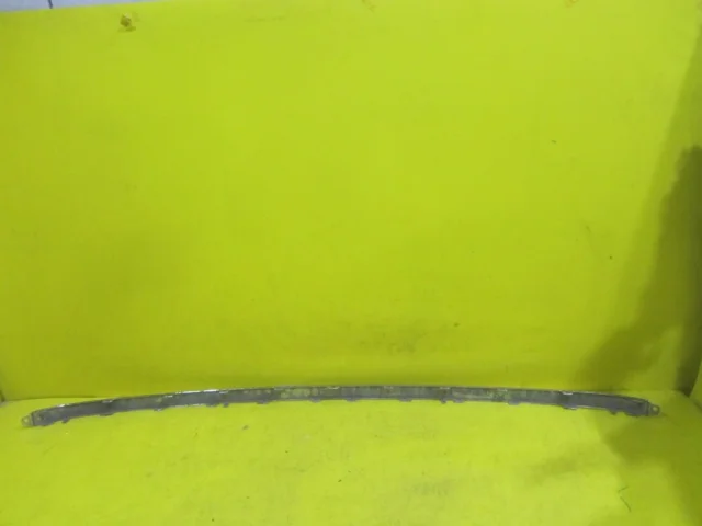 Накладка заднего бампера для Volkswagen Touareg II (7P5) Rest 2014-2018 на фотографиях