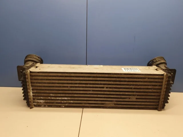 Интеркулер для BMW X5 F15 (Ф15) 2013-2018 на фотографиях