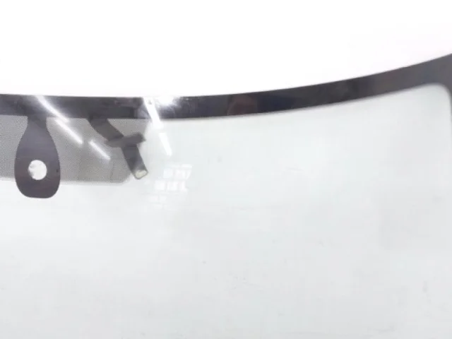 Лобовое (ветровое) стекло для Skoda Rapid II 2020+ на фотографиях