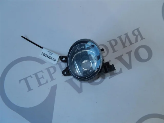 Противотуманка (ПТФ) передняя правая для Volvo C30 MK 2006-2013 на фотографиях