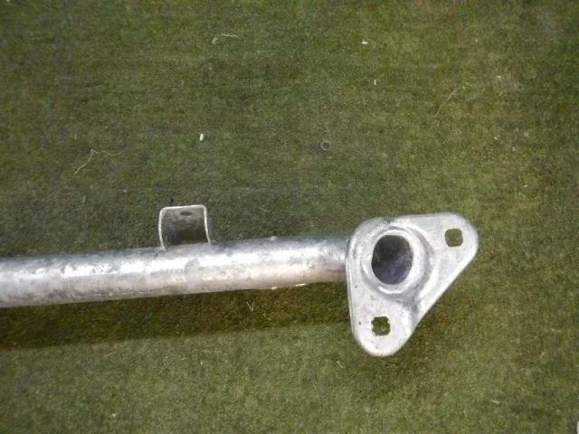 Усилитель бампера передний нижний для Mercedes-Benz GLE class W166 2015-2018 на фотографиях