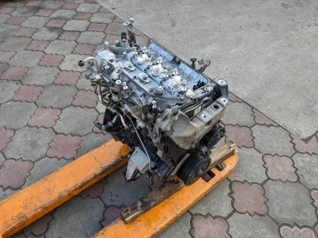 Двигатель для Mercedes-Benz Vito W447 Vito 2014-2022 на фотографиях