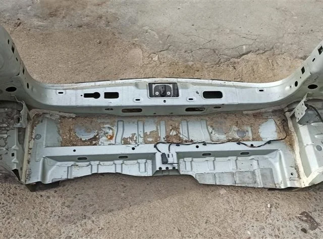 Панель кузова задняя для Opel Zafira C 2011-2015 на фотографиях