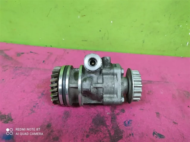 Насос ГУР для Volkswagen Touareg I (7L) 2002-2010 на фотографиях