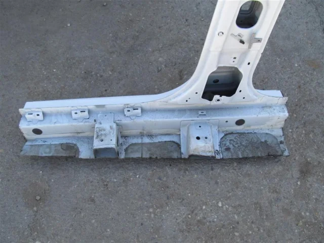 Порог правый для Hyundai Solaris 2 (2017-2022) на фотографиях