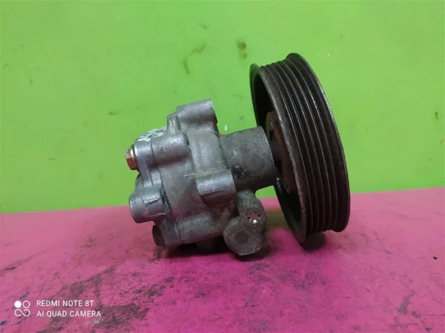 Насос ГУР для Volkswagen Jetta 4 1J 1998-2005 на фотографиях