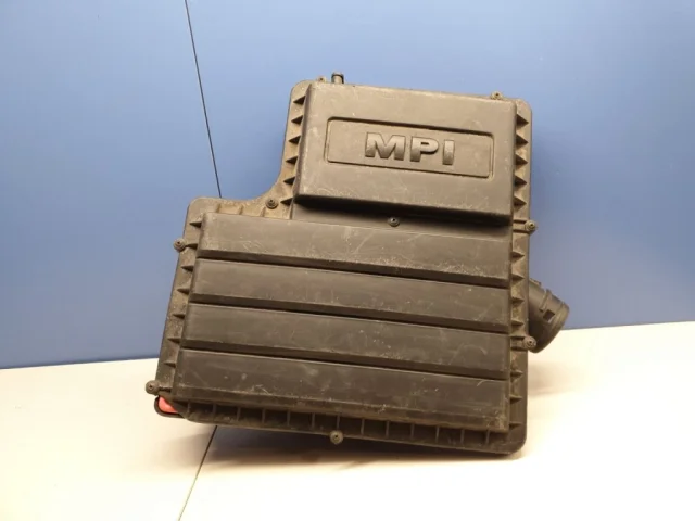 Корпус воздушного фильтра для Skoda Rapid II 2020+ на фотографиях