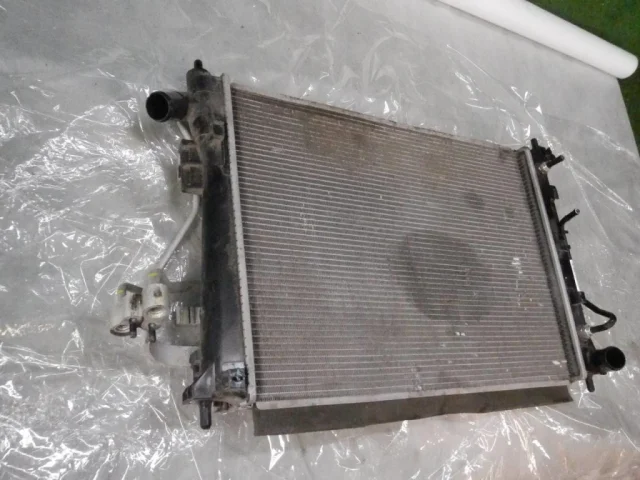 Радиатор охлаждения ДВС для Hyundai Creta 1 GS 2016-2021 на фотографиях