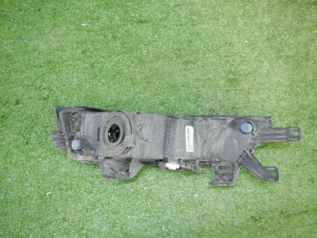 Противотуманка (ПТФ) передняя левая для Skoda Rapid I rest NH3 2017-2020 на фотографиях