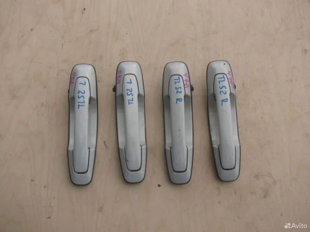 Ручка двери передняя левая внешняя для Suzuki Grand Vitara 2005-2014 на фотографиях