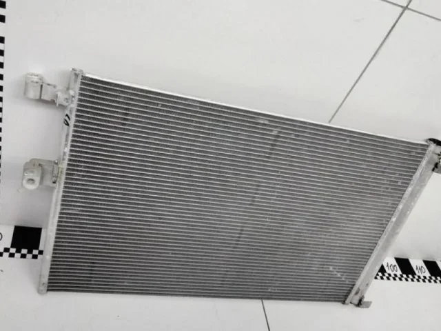 Радиатор кондиционера для BMW X3 G01 2017-2023 на фотографиях