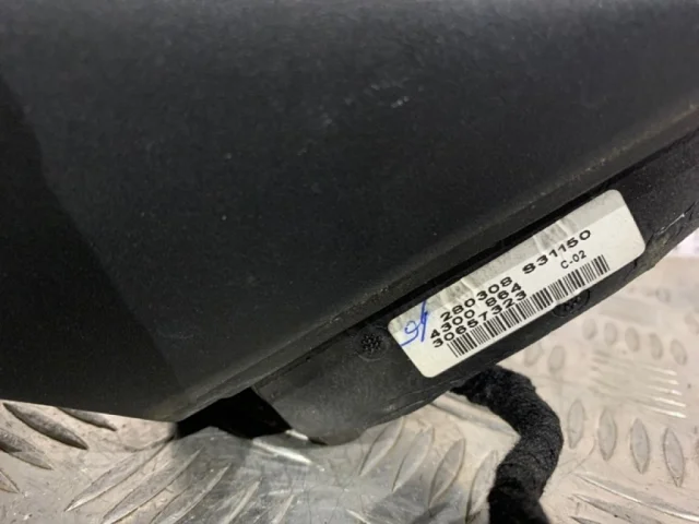 Зеркало заднего вида (в салоне) для Volvo C30 MK 2006-2013 на фотографиях