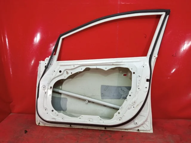 Дверь передняя левая для Kia Cerato TD 2009-2013 на фотографиях